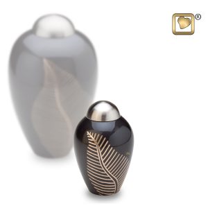 Midnight Leaf Keepsake